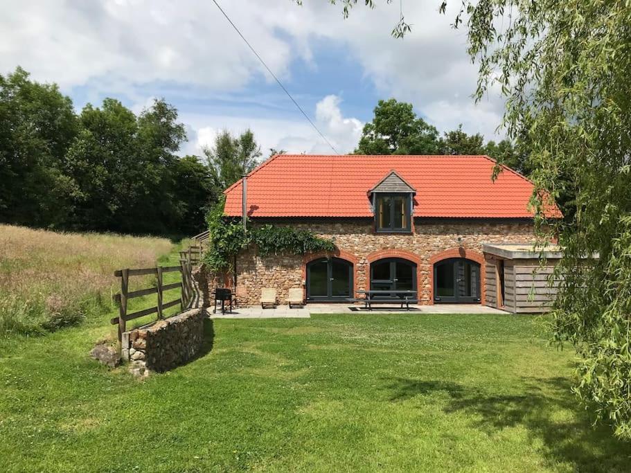 Hemyock Burleyhayes Barn - Secluded Devon Hideaway. 빌라 외부 사진